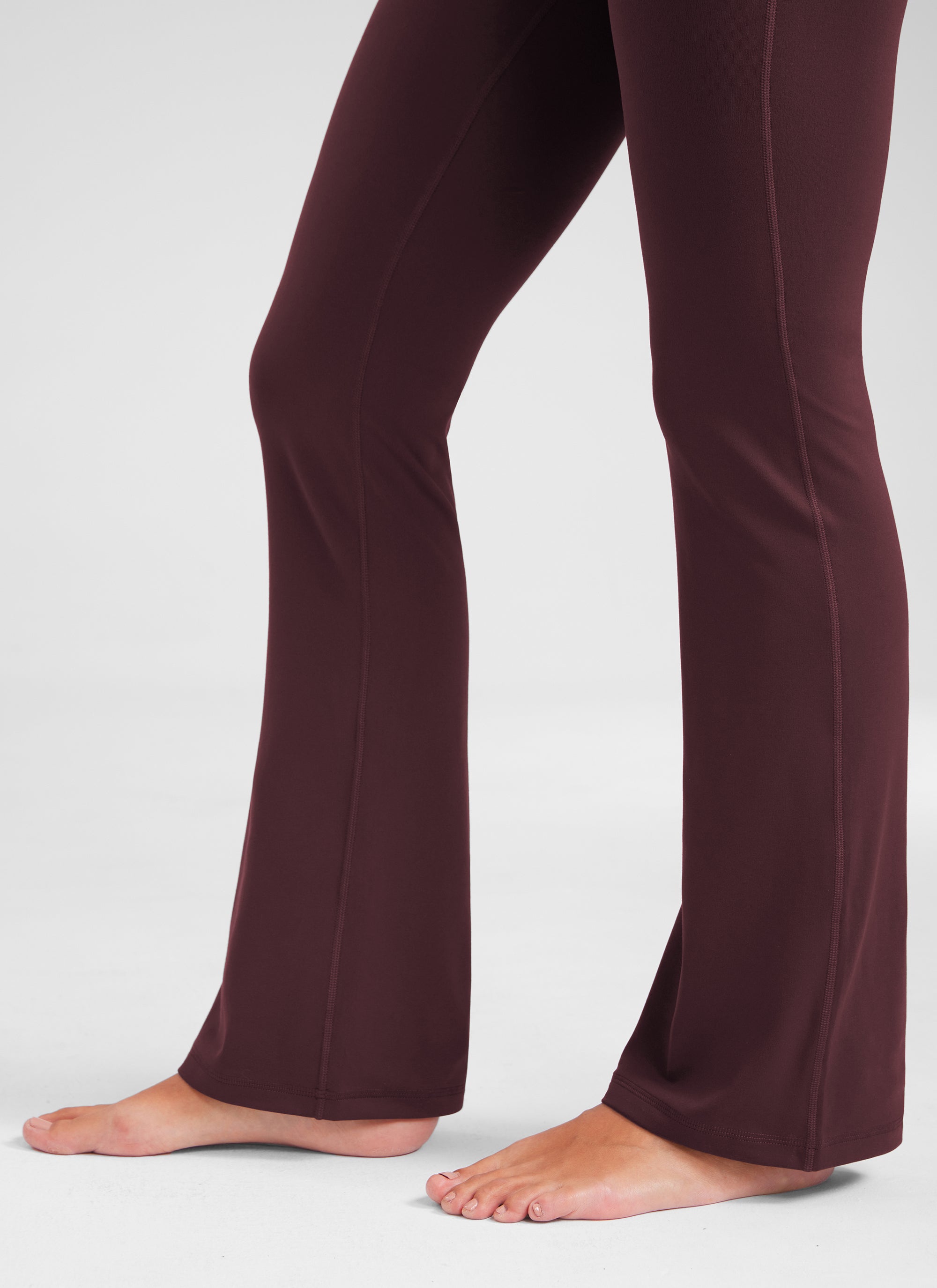CRZ YOGA - ليغينغز نسائي بخصر عالٍ وساق متسعة بنمط « Butterluxe » وقصة «Bootcut» - مقاس 32