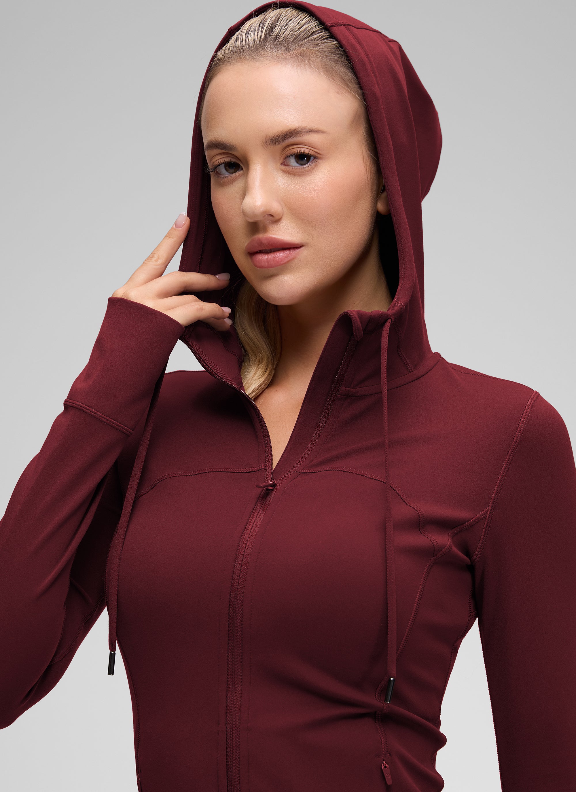 CRZ YOGA Women's Butterluxe Slim Fit Pocket Outerwear Full Zip Hoodies Red Merlot @model_info:Anna