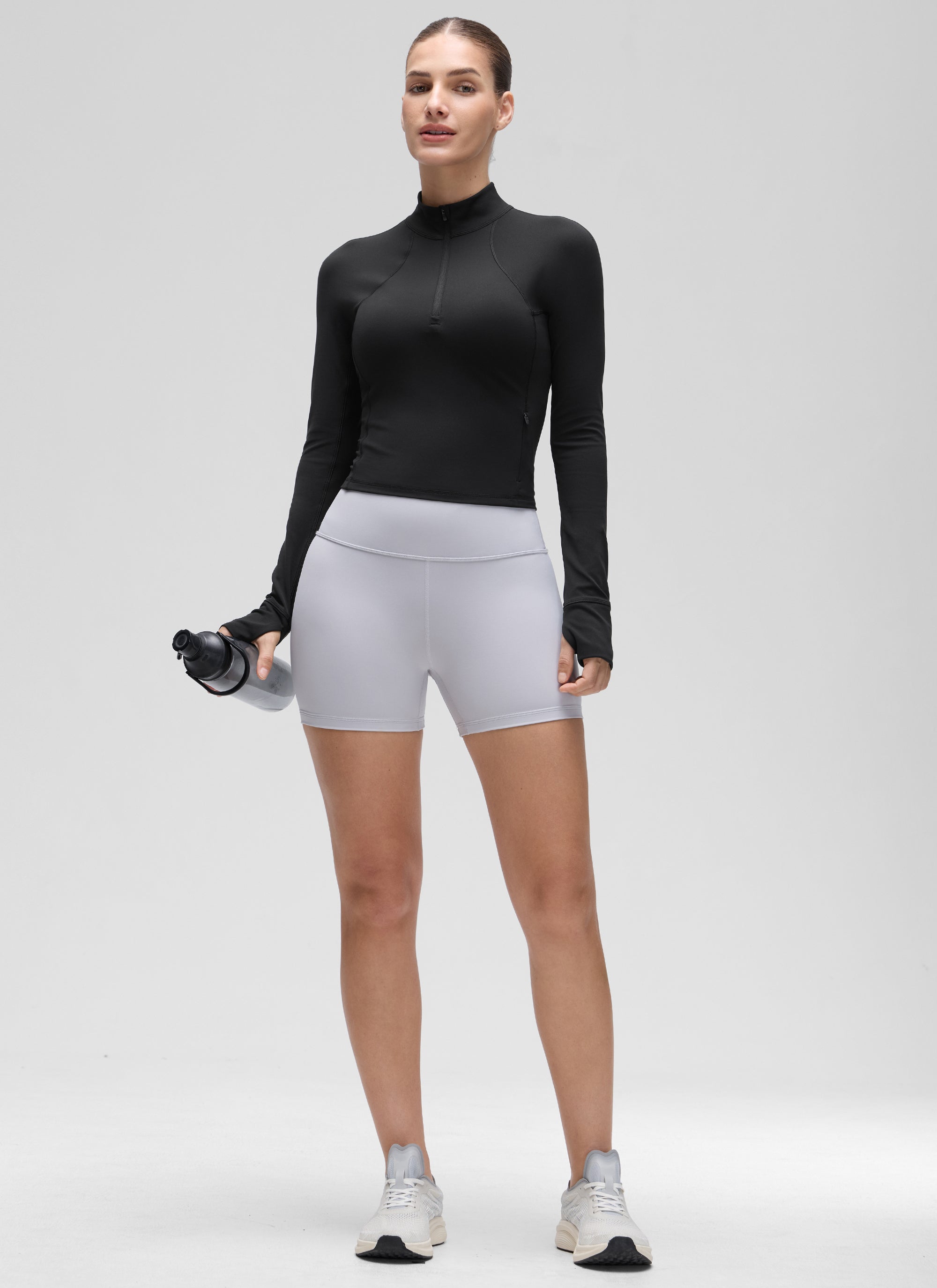 بلوزات نسائية ضيقة لليوغا بسحاب نصف وأكمام طويلة Butterluxe بلون أسود من CRZ YOGA
