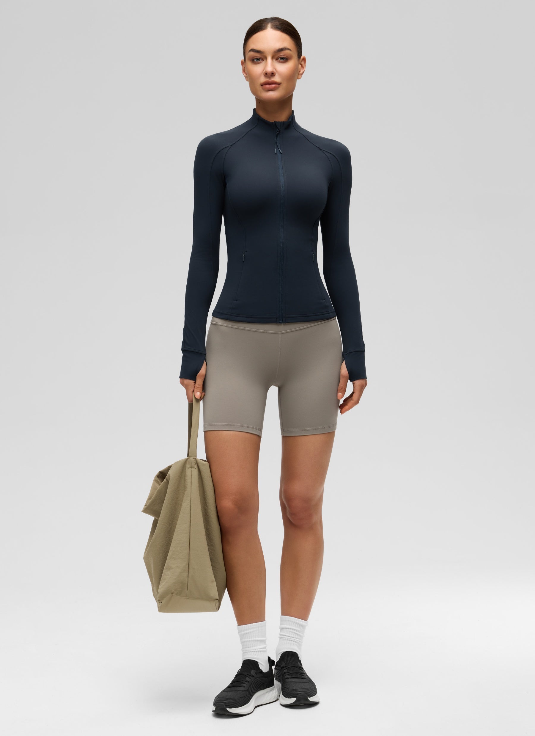 CRZ YOGA - قمصان يوغا نسائية بقصة ضيقة من قماش Butterluxe بسحاب Butterluxe وأكمام طويلة بلون أزرق داكن