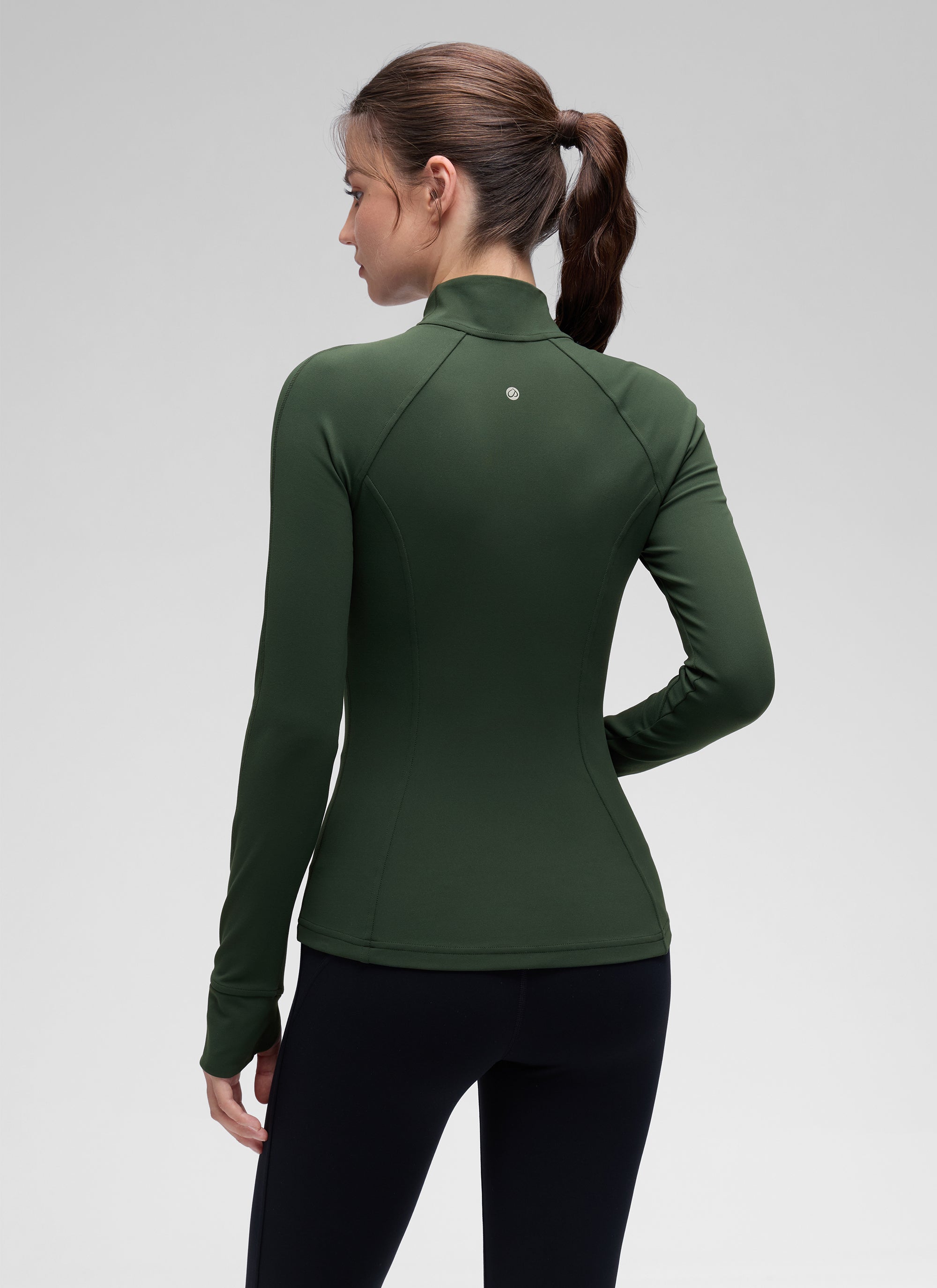 CRZ YOGA - بلوزات يوغا نسائية بقصة ضيقة، من قماش Butterluxe »، بسحاب Butterluxe وأكمام طويلة، اللون الأخضر الأسطوري