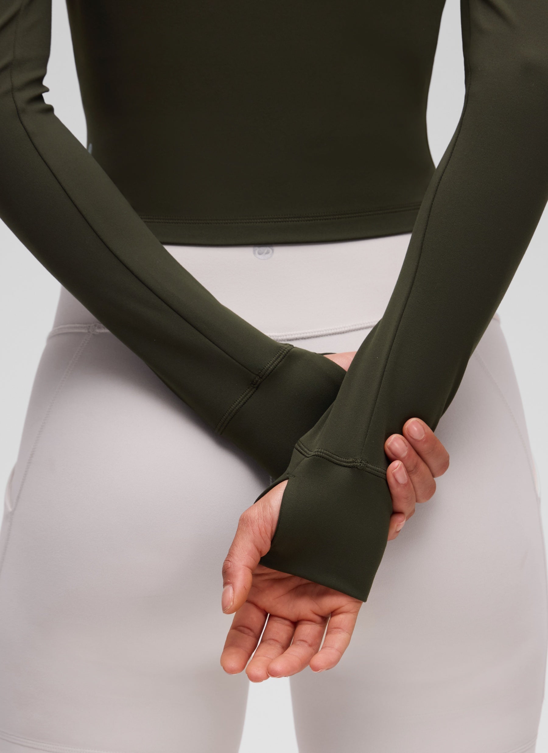 CRZ YOGA Women's Butterluxe Cropped Outerwear Full Zip Jackets Olive Green @model_info:Larissa