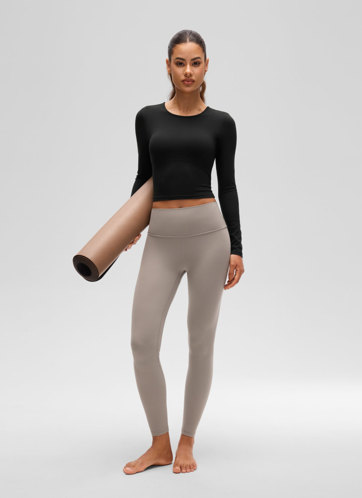 CRZ YOGA Women's Slim Fit Yoga Butterluxe Crop Long Sleeves Front Seam Black @model_info:J