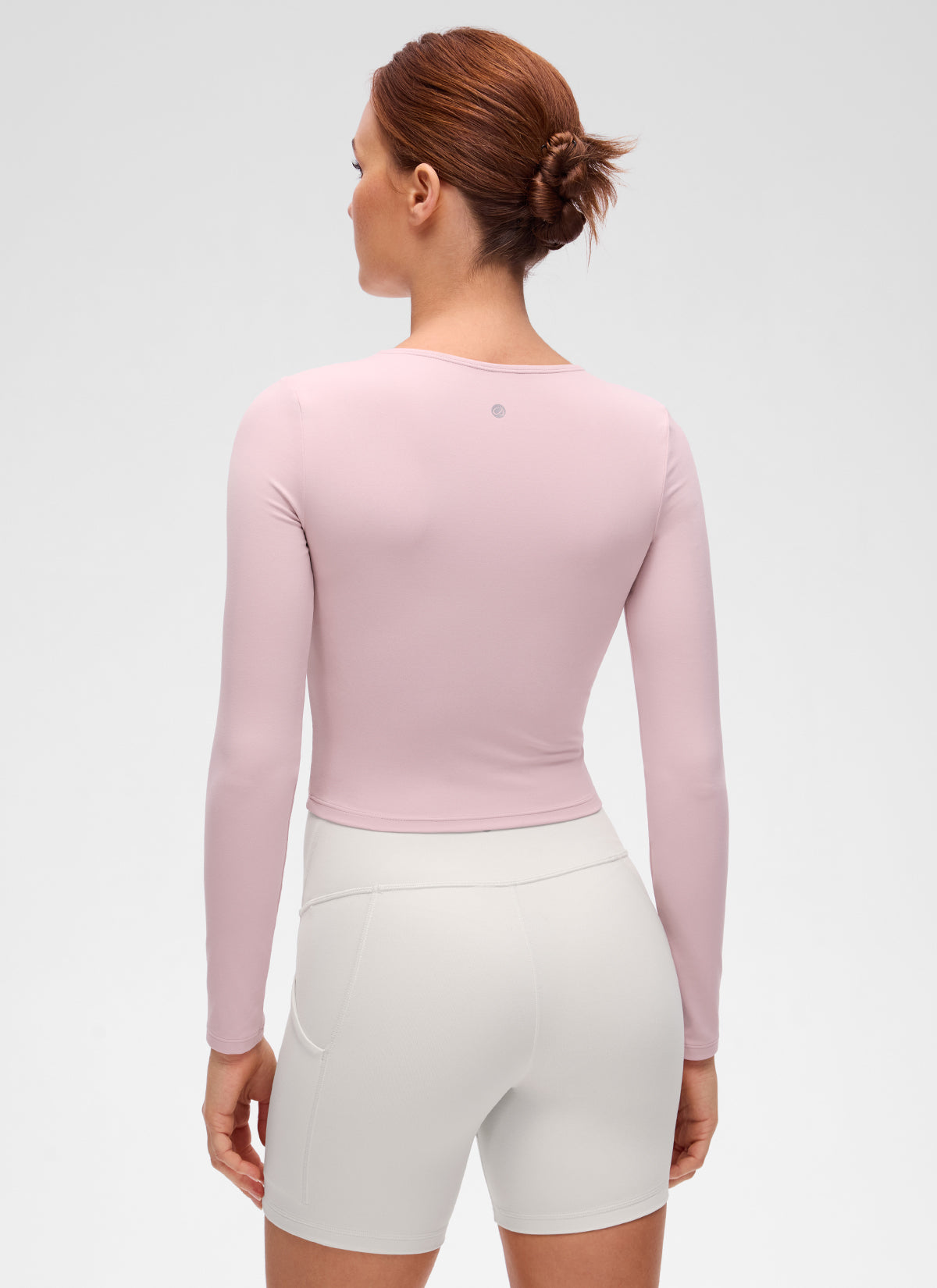CRZ YOGA - قميص يوغا نسائي بقصة ضيقة من قماش Butterluxe ، بأكمام طويلة، وخط خياطة أمامي، لون «Pink Haze»
