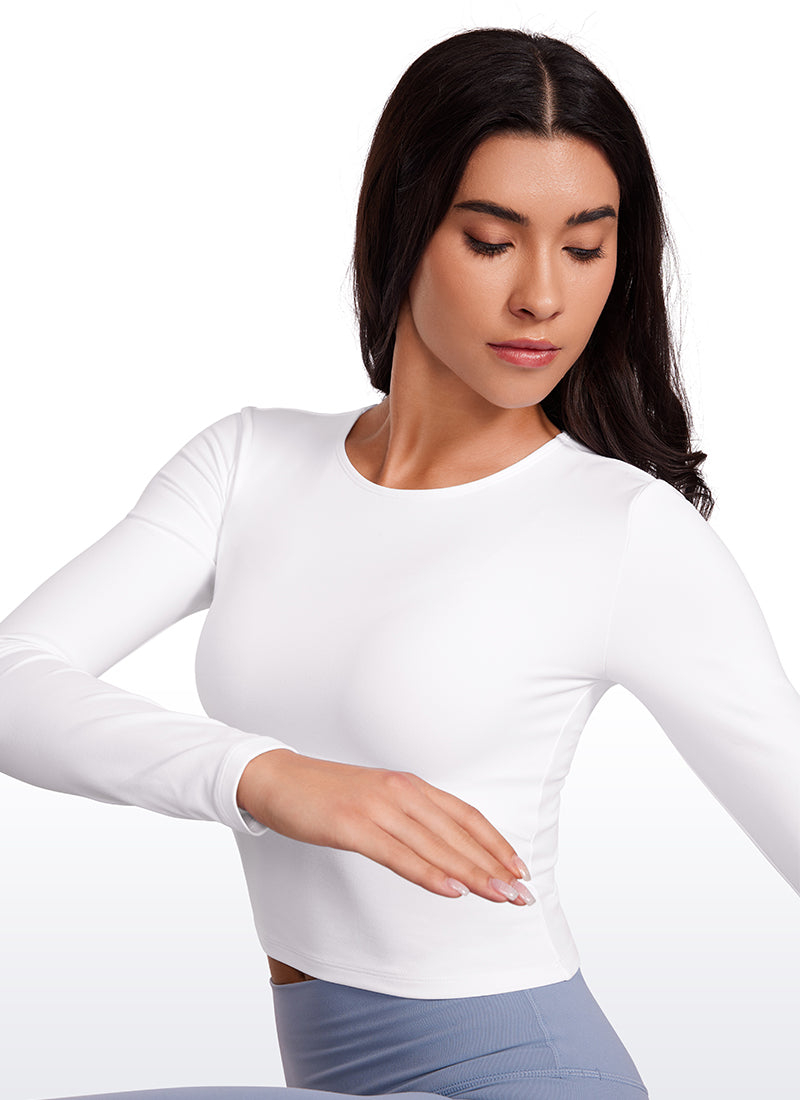 CRZ YOGA - قميص يوغا نسائي ضيق القصة من قماش Butterluxe ، بأكمام طويلة، وخط خياطة أمامي، أبيض